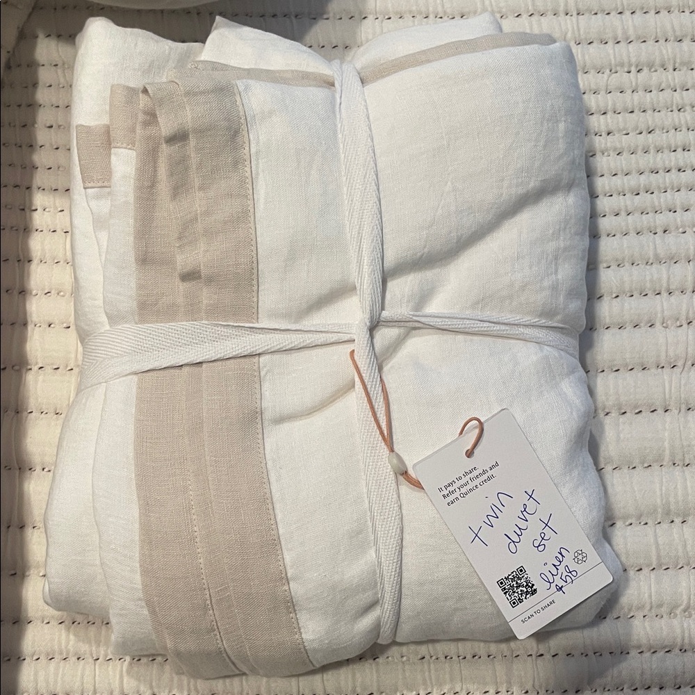Quince White and Sand Twin Duvet Set
